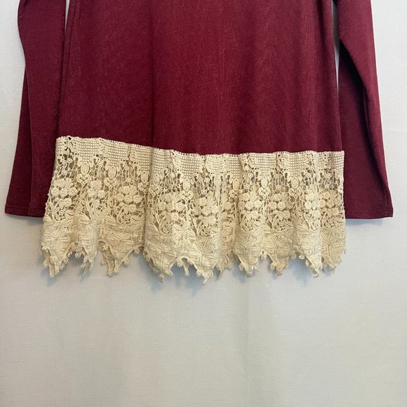 NWT 143 Story Long Sleeve Blouse with Crochet Bottom Detail Maroon/Cream small - Picture 5 of 8